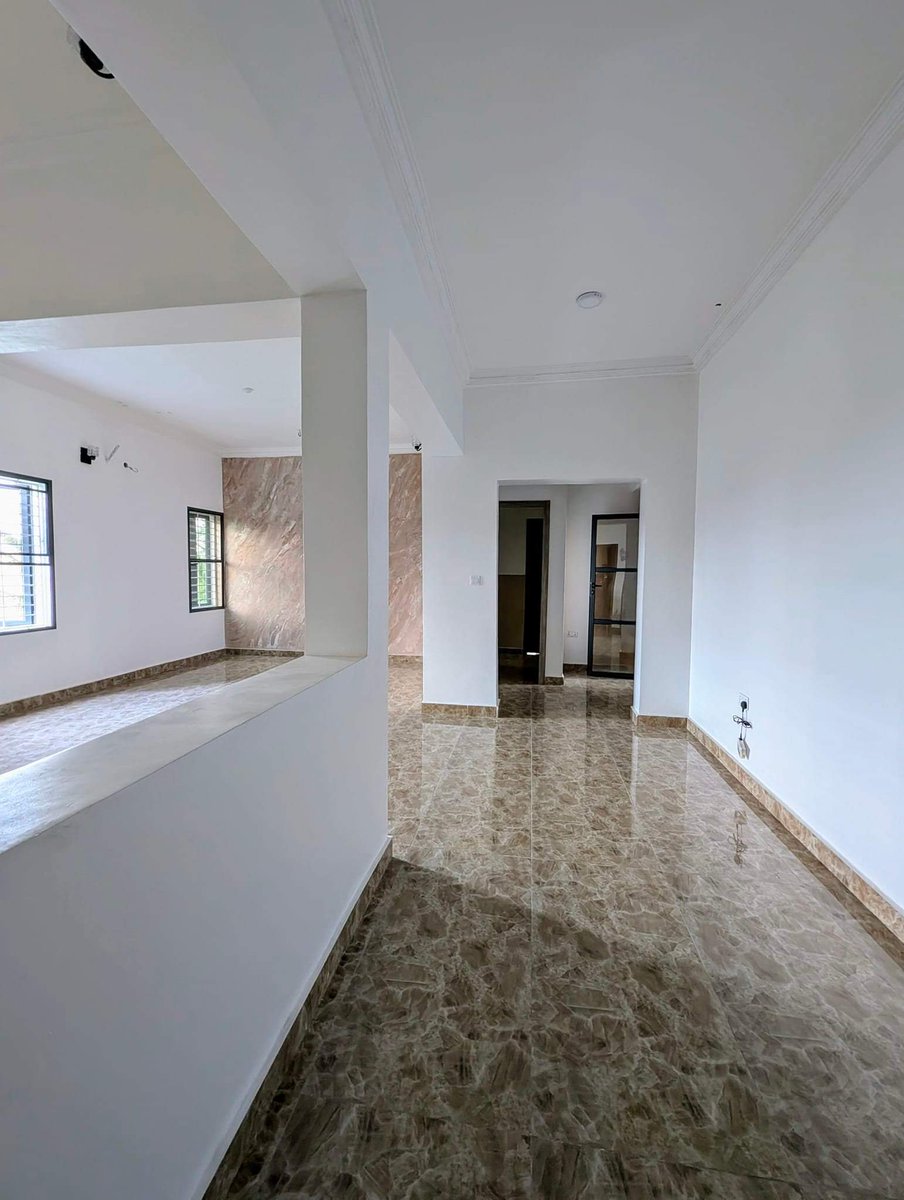 Wilsonprops's tweet image. 2-Bedroom Flat on Brooks Street, Uyo - ₦2.5M Per Annum (Payable for 2 Years)

Looking for a luxurious home for your family in Uyo? This 2-bedroom flat on Brooks Street, off Wellington Bassey Way, is perfect!