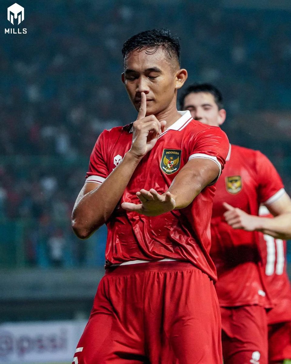 Verdonk bener2 definisi bermain tenang, rapi, jarang blunder. Indonesia sangat beruntung mendapatkan pemain seperti dia.

Risky ridho, pemain lokal yg emang gak bisa dianggap remeh, kedewasaan dia dilapangan benar2 diluar nalar 

#timnasday