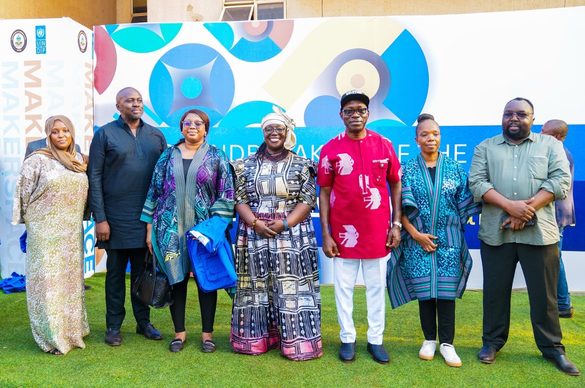 Gefasoludo's tweet image. TUFS Applauds the Anambra Makerspace Initiative!

On Nov 13, 2024, Governor Chukwuma Soludo, in partnership with UNDP, launched the Makerspace, a bold move in the “Everything Technology, Technology Everywhere” agenda.

 Full details here: tufs-anambra-makerspace.com

#AnambraTech