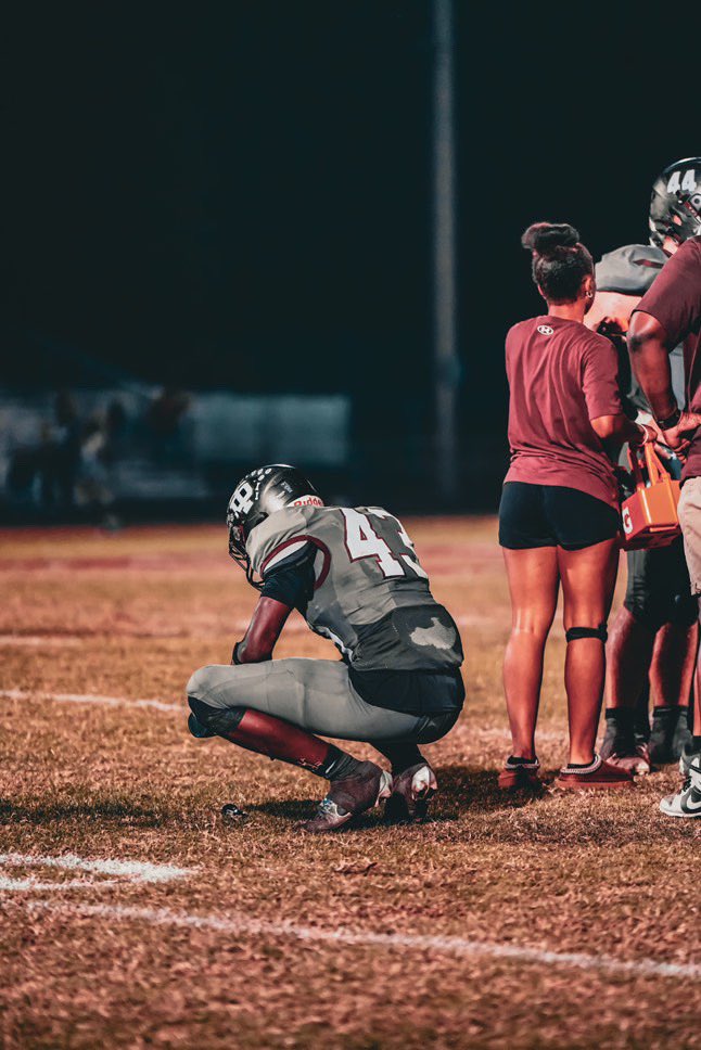 Sophomore Full season stats
 40 Solo tackles 
14 Assist tackles 
54 Total tackles 
13 TFL
7 Sacks 
2 Fumble Recoveries