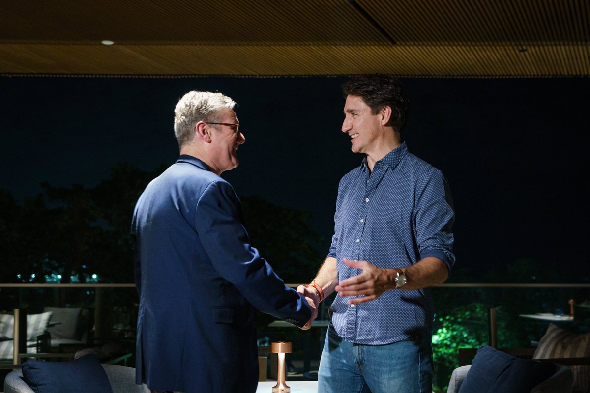 Justin Trudeau tweet media