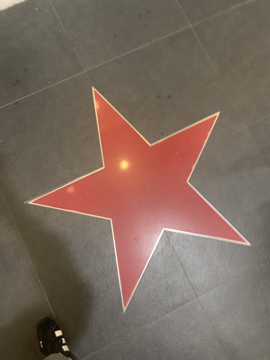 graceeeeeww's tweet photo. went to the bathroom in the cinema after watching the substance and this was on the floor …  wtf https://t.co/3by8ubOUzI