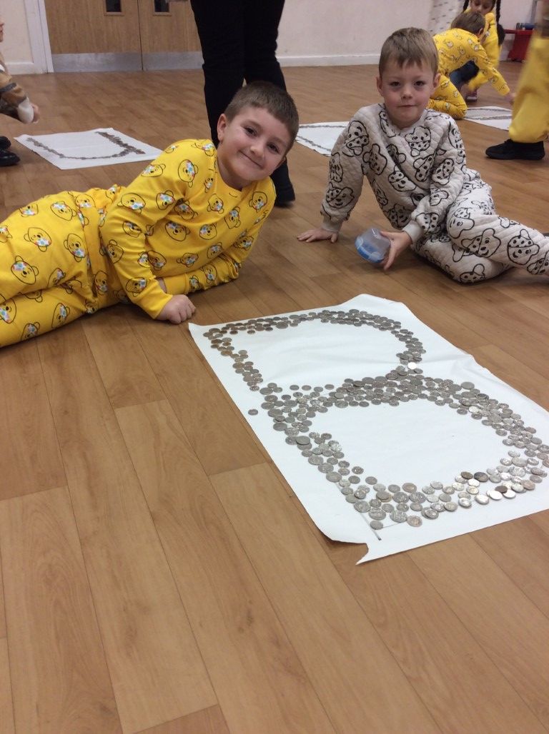 RawmarshSP's tweet image. 🐻 On Children in Need Day, staff and children wore yellow or Pudsey themed outfits.

Read the full story 👇
buff.ly/3ARu8Jn 
 
#WeRespectOthers