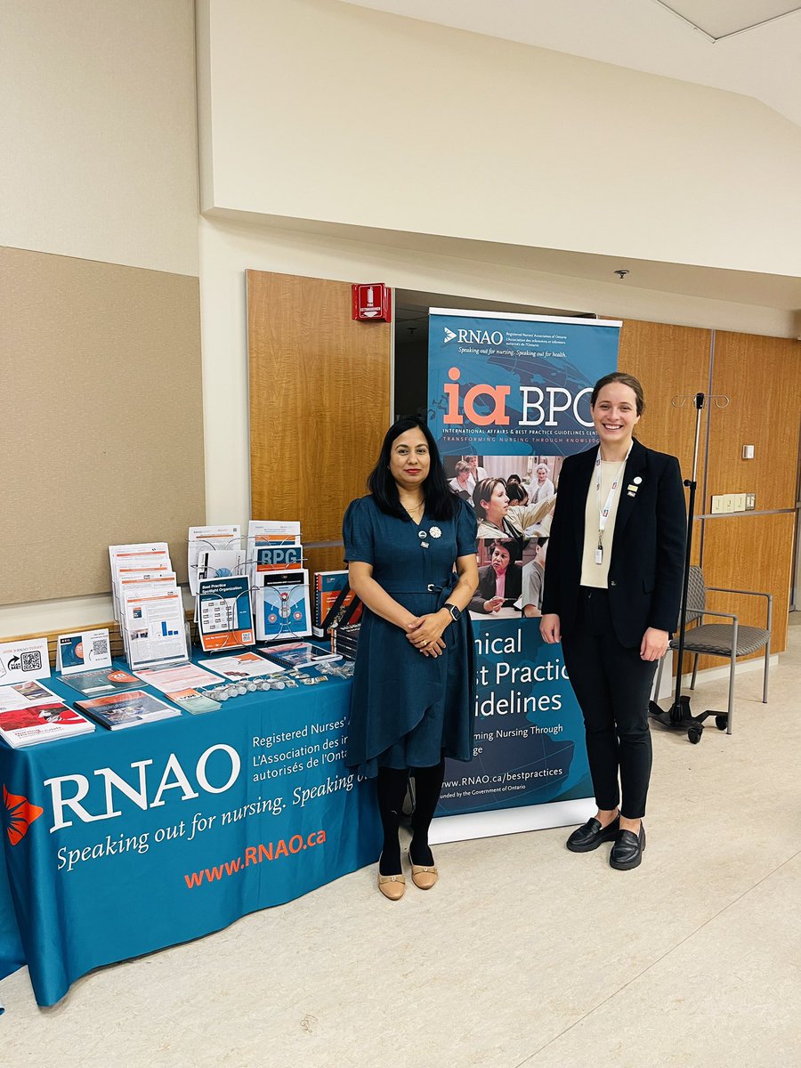 NaikShanoja's tweet photo. @RNAO exhibition at William Osler research @OslerFoundation with @DorisGrinspun @LyndsayHowitt https://t.co/KYl5naKNMv