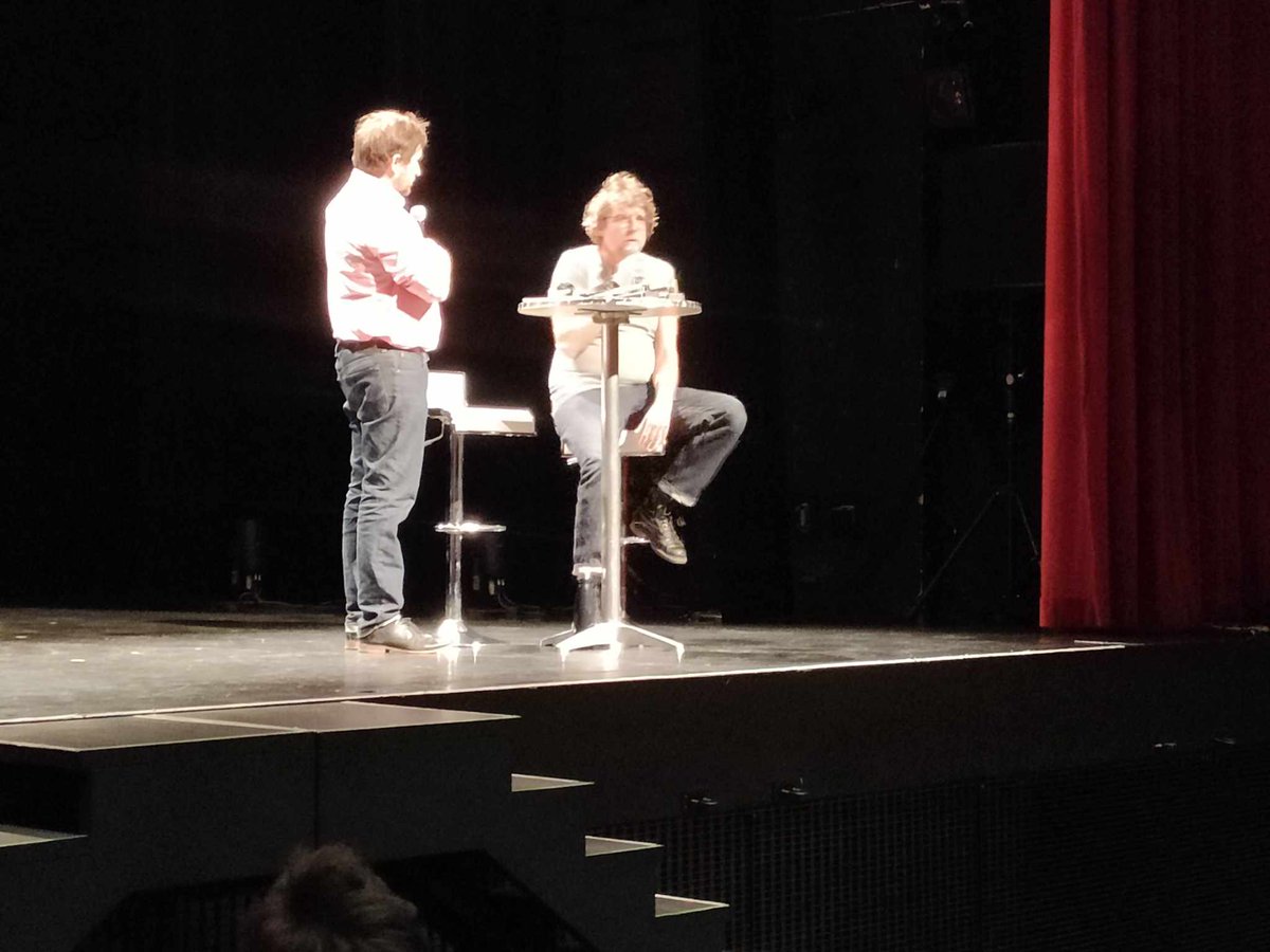 Centre Inria de l'Université de Lorraine (@inria_nancy) on Twitter photo 📢Le #ProcèsDuRobot est auj à Saint-Dié pour sensibiliser 270 futurs citoyen.ne.s aux enjeux de #IA, de la #robotique avec Alain Dutech, <a href="/RSerizel/">Romain Serizel</a> et Sylvain Contassot-Vivier avec <a href="/CracheTexte/">Crache-Texte</a> #IA #données @Labo_Loria #UnivLorraine #SAPS 📢Le #ProcèsDuRobot est auj à Saint-Dié pour sensibiliser 270 futurs citoyen.ne.s aux enjeux de #IA, de la #robotique avec Alain Dutech, <a href="/RSerizel/">Romain Serizel</a> et Sylvain Contassot-Vivier avec <a href="/CracheTexte/">Crache-Texte</a> #IA #données @Labo_Loria #UnivLorraine #SAPS