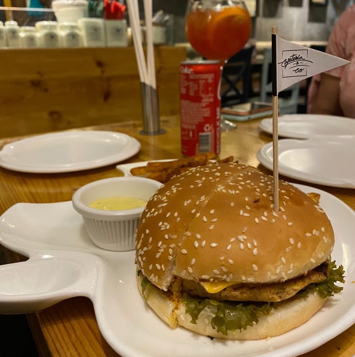 TastyYummies_'s tweet photo. Each bite is a flavor explosion that will leave you singing'Who run the world? Burgers!' The patty is cooked to perfection, and the toppings complement each other beautifully. 

#BeyonceBurger #CafeteriaAndCo #BurgerReview #Foodie #BurgerLove #FoodCritic #BurgerPerfection https://t.co/yEa28SnEub