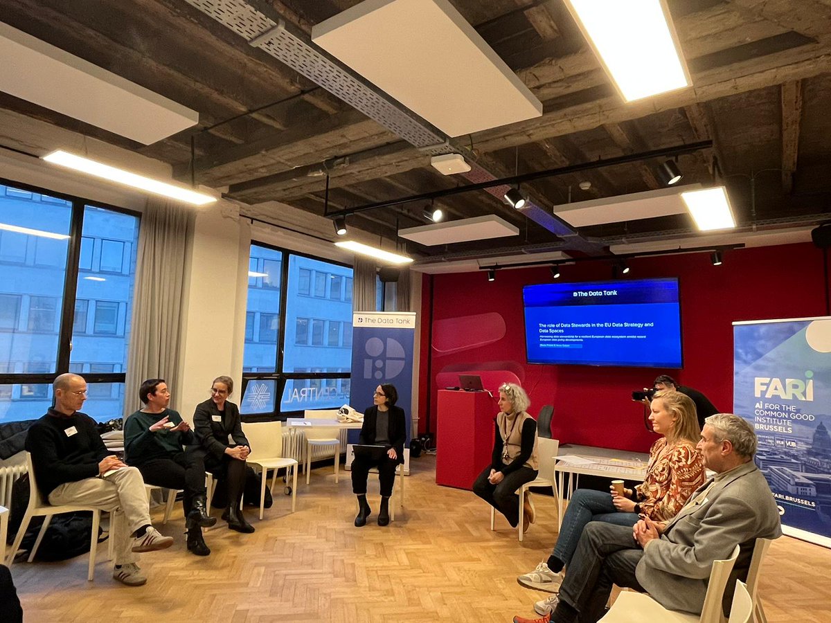 BrusselsFari's tweet image. Exploring data stewardship and the EU's Data Strategy at The Data Tank's Bootcamp. Key topics: responsible data reuse, governance, and advancing the EU Data Space. #DataStewardship #EUDataStrategy