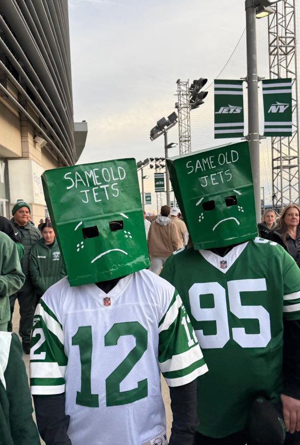 thechris33's tweet photo. @woodyjohnson4 @QuinnenWilliams https://t.co/cEaT5nJiI1