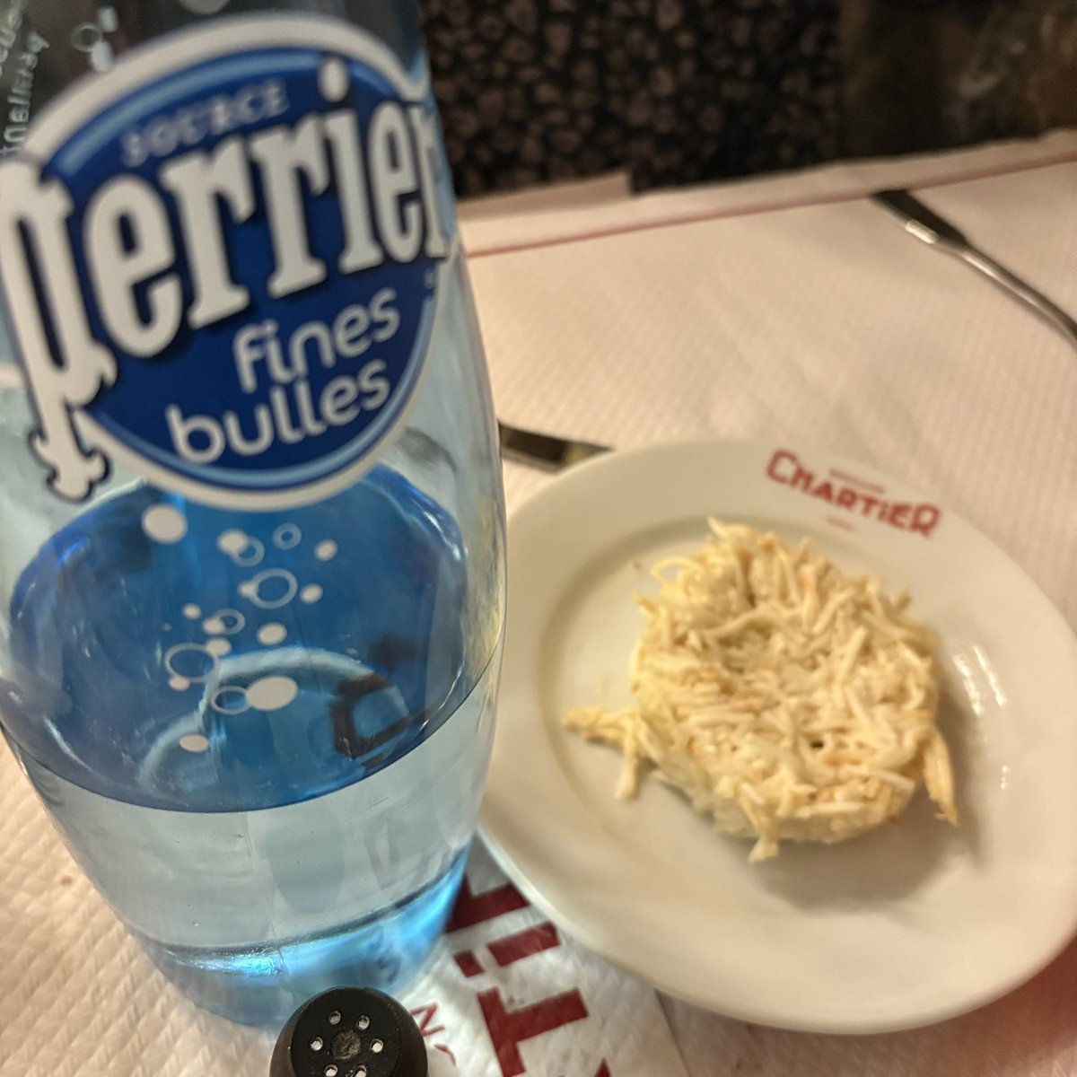 pizzacestmoi's tweet photo. ヨーロッパ出張
シャルティエで大満足!
このクオリティーで安い…
#セモア　#frizza #フリッツァ
#パリにお店を出したいな
#シャルティエ　#chartier https://t.co/ui7leVgwd6