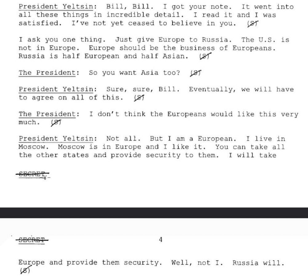 2001 Live tweet media