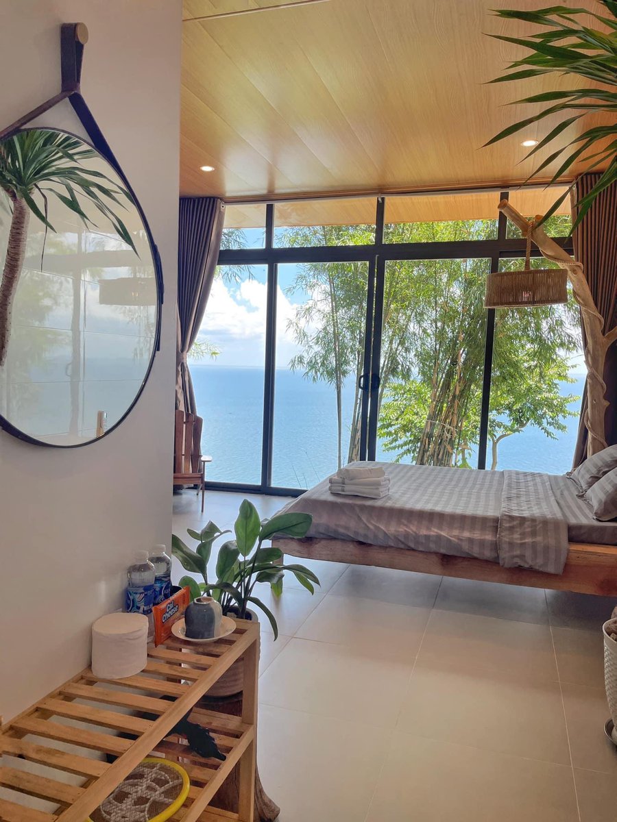 Những thứ đẹp nhất trên thế giới không thể thấy và chạm vào được, chúng chỉ được cảm nhận bằng trái tim.