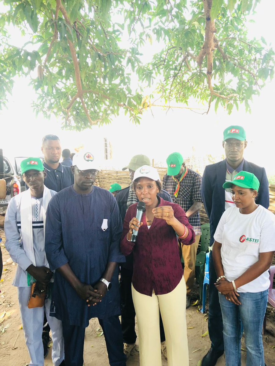 De ces #législatives2024, le leadership d'une jeune dame de moins de 30 nous a marqué. Désormais Honorable, #Diaraye_Ba du département de Médina Yoro Foulah a su imposer son leadership et faire basculer les tendances dans 1 département où l'accès aux postes de responsabilité 👇👇