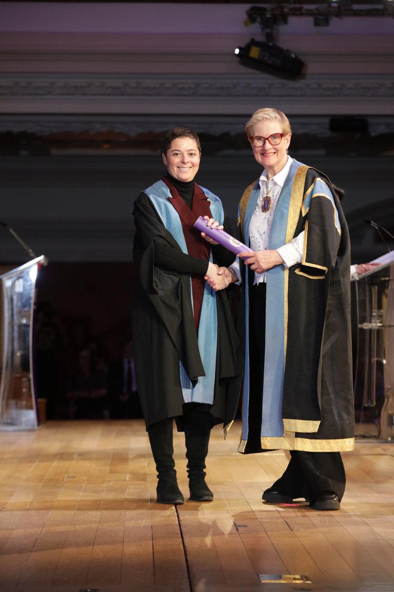 RTTQA_UK's tweet image. Our very own @PattyDiezH was awarded honorary membership of @RCRadiologists for her contribution to #RTQA and #clinicaltrials over the last 2 decades. Congratulations!!! #radonc #medphys