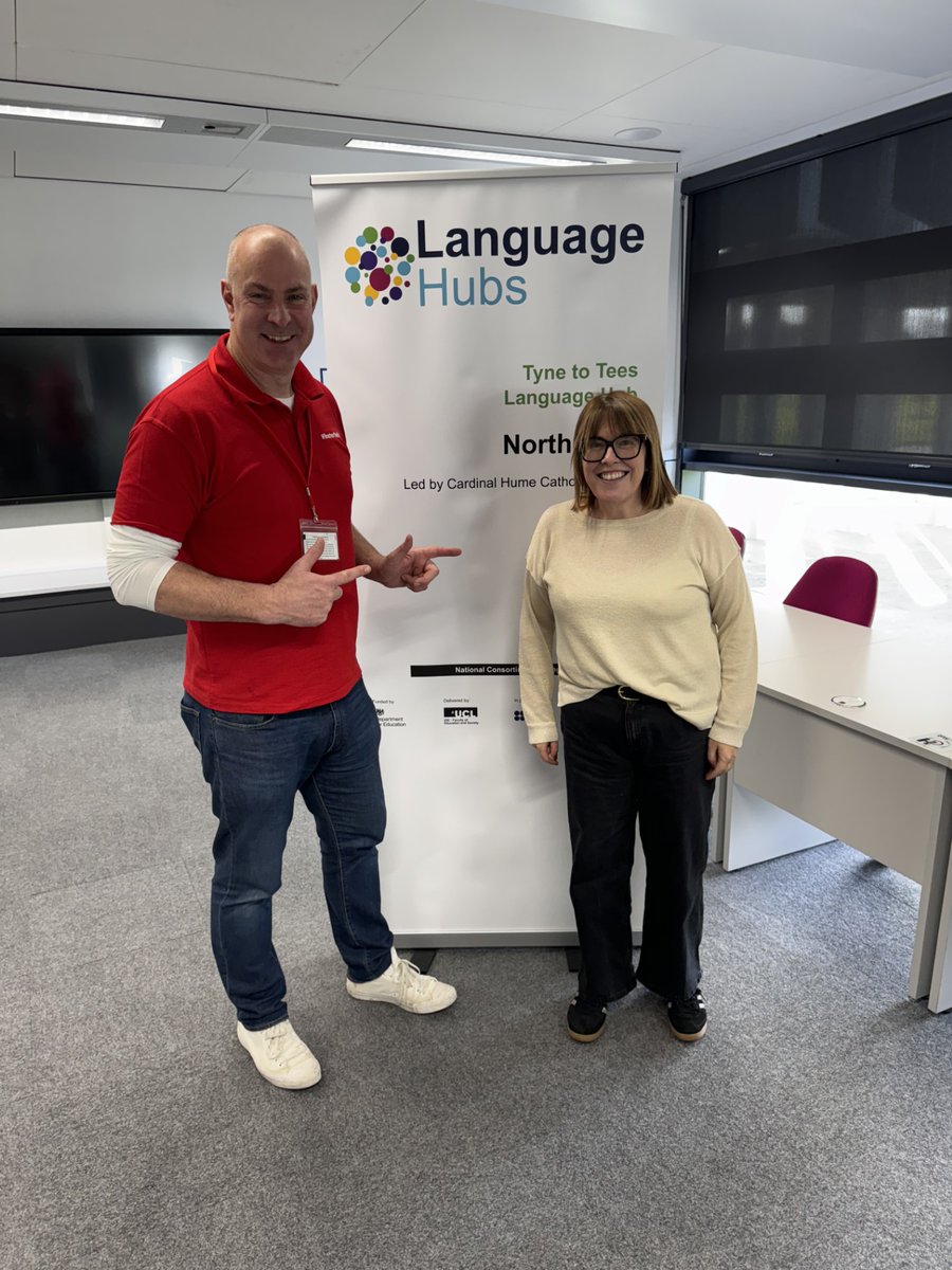 Tyne to Tees Language Hub (@tyneteeslanghub) on Twitter photo Yesterday we welcomed Ross McGill, creator of <a href="/TeacherToolkit/">🇬🇧 TeacherToolkit.co.uk</a> into Cardinal Hume. All our staff found his key note address 'Mark, Plan, Teach' extremely useful, including our hub director Jane Wood! Yesterday we welcomed Ross McGill, creator of <a href="/TeacherToolkit/">🇬🇧 TeacherToolkit.co.uk</a> into Cardinal Hume. All our staff found his key note address 'Mark, Plan, Teach' extremely useful, including our hub director Jane Wood!