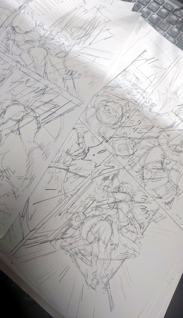 パソコンで原稿描いてても結局プリントアウトして紙で色々確認してる。あとペン入れが進んでいくとこの状態の下絵はどんどん隠れていってしまうのでたまに「このシーン最初どう仕上げるつもりだったっけ?」となるのでふり返りの為に毎回コピーしてます。年とか言わないように。
#異界撤退パラベラム 