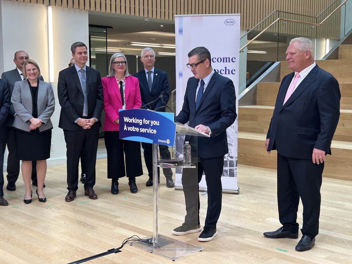MississaugaEDD's tweet photo. Today, @RocheCanada announced a significant investment in Mississauga, bringing up to 250 new high-paying jobs in Life Sciences &amp; IT over the next 5 years! Boosting our thriving Life Sciences sector, and reinforces us as a leader in innovation.
Learn more: https://t.co/dgaWo3bh6C https://t.co/teDd7Gf19X