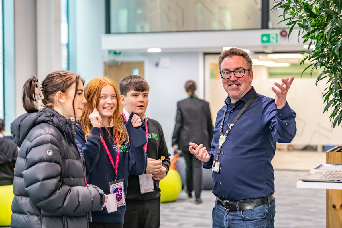 wp_leeds's tweet photo. [1/6] That’s a wrap on this year’s 2024 Enrichment Festival! Over two amazing days, we welcomed students from four Leeds high schools for a jam-packed programme of workshops, challenges, and networking opportunities! @AheadP_ship #SocialValue #EnrichmentFestival https://t.co/e6BNVfrYBE