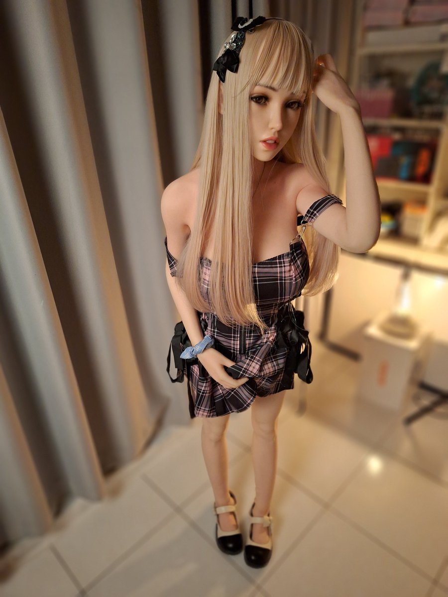 yw41768's tweet photo. 性感格子洋裝😘😘
plaid dress.
#RZRDOLL https://t.co/TxOxv4iPgS