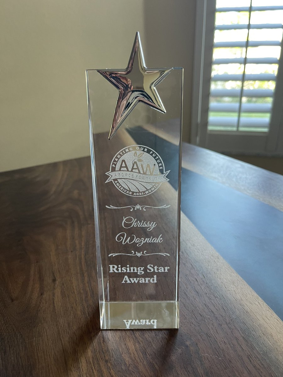 Chrissy Wozniak tweet media