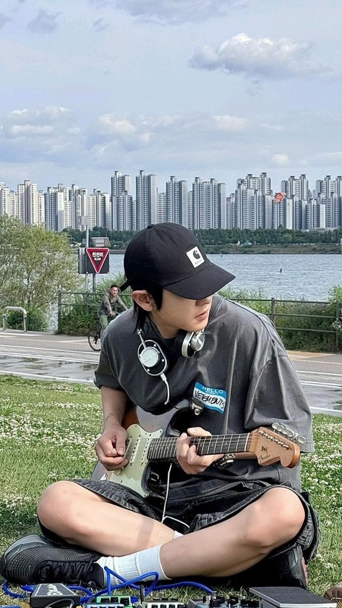 𝒸𝒾𝒸𝒾 tweet media