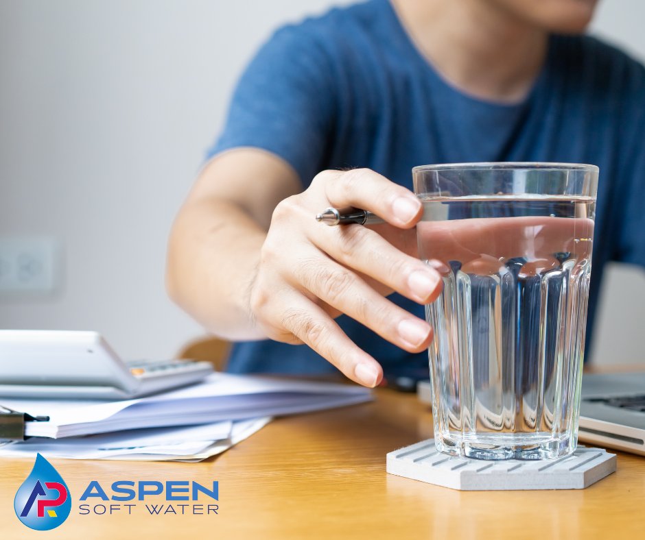 AspenOneHour's tweet photo. Zoom meetings got you stressed? At least your water's not. 💦

Level up your work from home game with crystal-clean water solutions from Aspen Soft Water. 

Clean water, clear mind. 💧👍

#AspenSoftWater https://t.co/lTLtRRvxPe