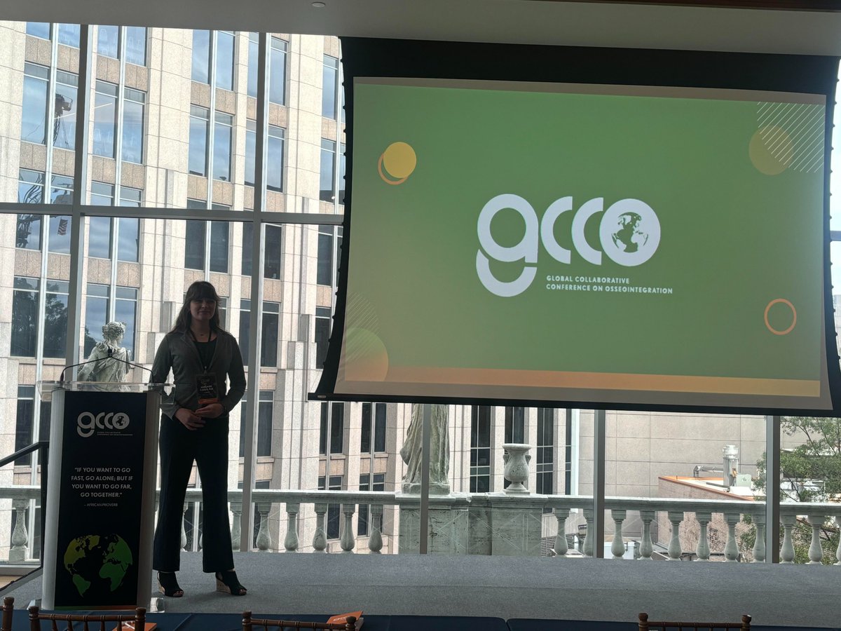 Katie Hixon tweet media