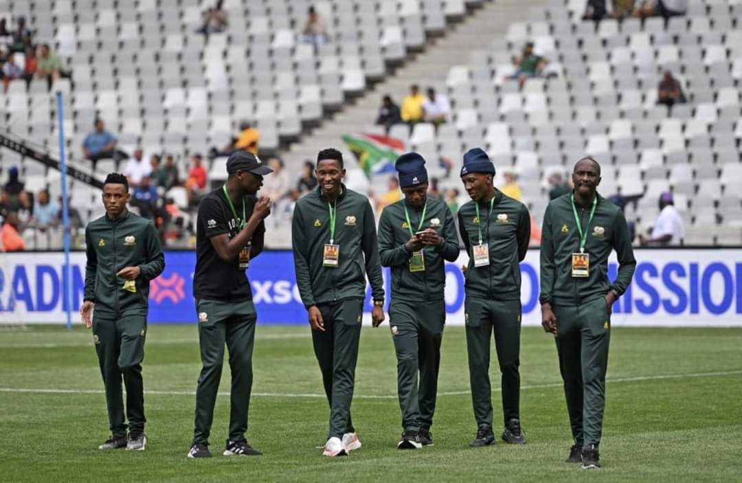 akotopam's tweet photo. 🇿🇦
#akotopamsportsnews
Bafana Bafana Pitch Inspection at Cape Town Stadium in Cape Town. 🫡🇿🇦 #United4Bafana
#BafanaBafana
📸 Bafana Bafana https://t.co/91wxDtDyDi