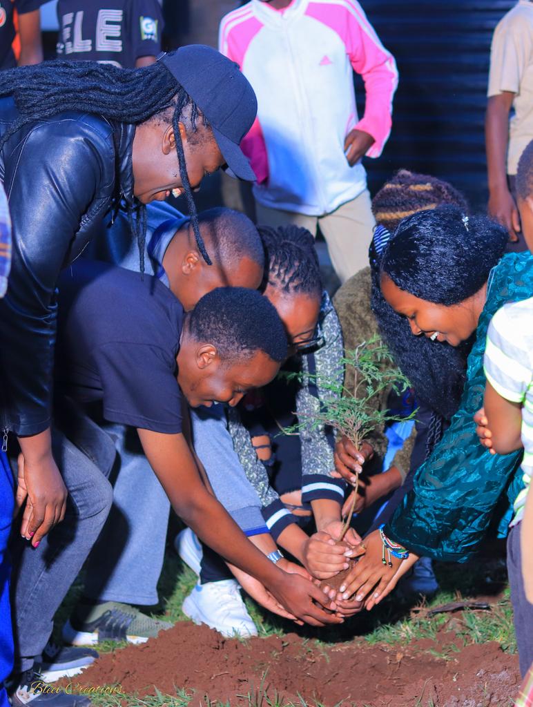 CABL123's tweet photo. Our hearts are full after a wonderful day at Bishop Opera Luigi Locati Children's Home, Zimmerman Nairobi.
Moments like these remind us why we do what we do—empowering abilities beyond limits♥️♥️ https://t.co/TS101Wa3V7