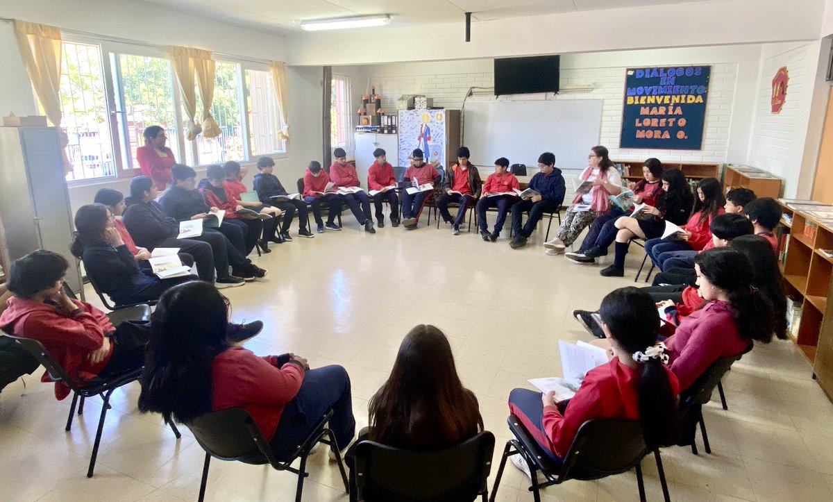 loretomoraolate's tweet image. Un día feliz en #dialogosenmovimiento del @planlectura_cl  en Escuela “El Llano” de Quirihue #ñuble 
@culturas_nuble
