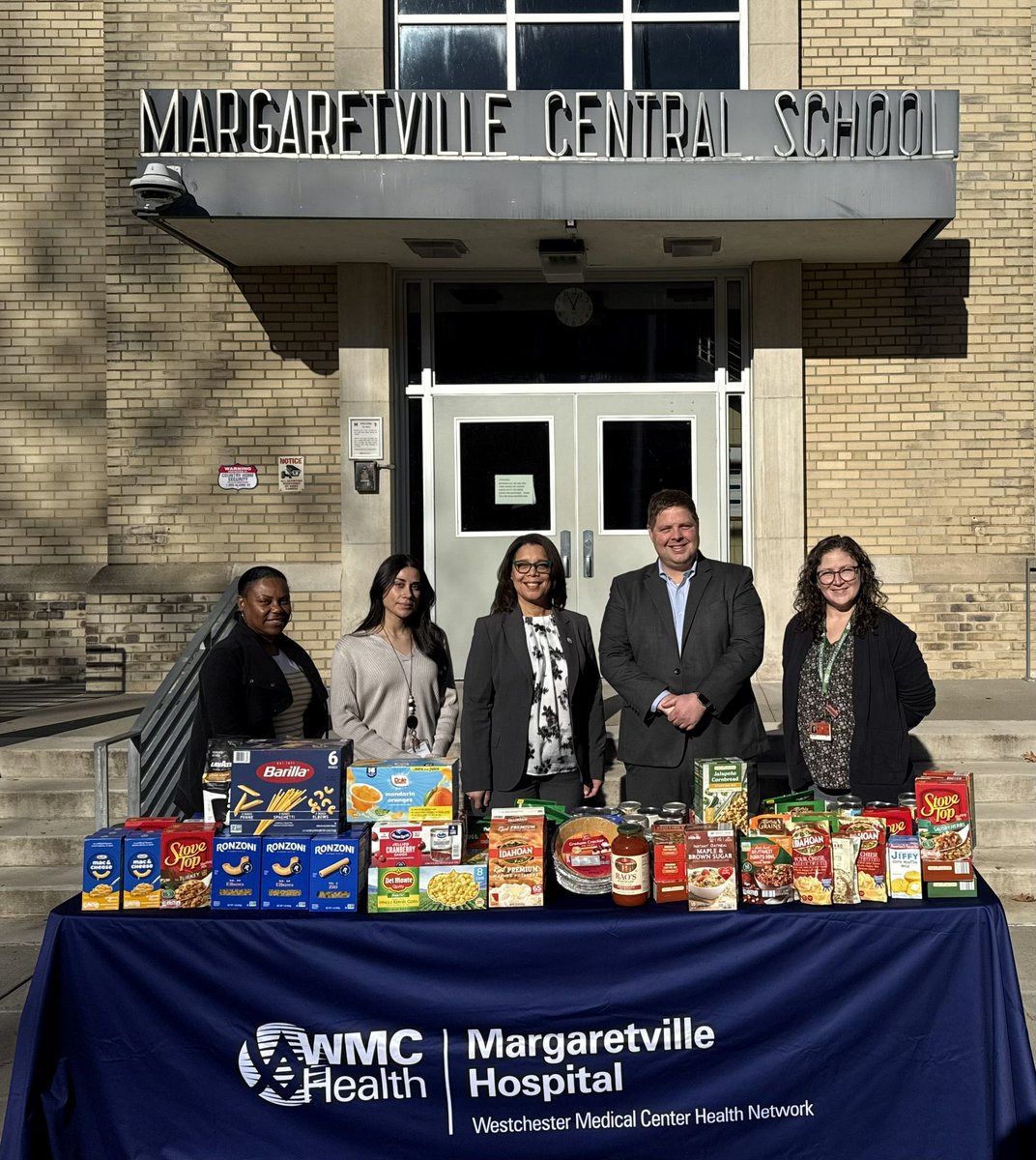 Michael Hochman, Executive Director of Margaretville Hospital and Mountainside Residential Care Center stopped by Margaretville Central School today with a generous donation for our pantry and our backpack program! 
 
#communitypartnership