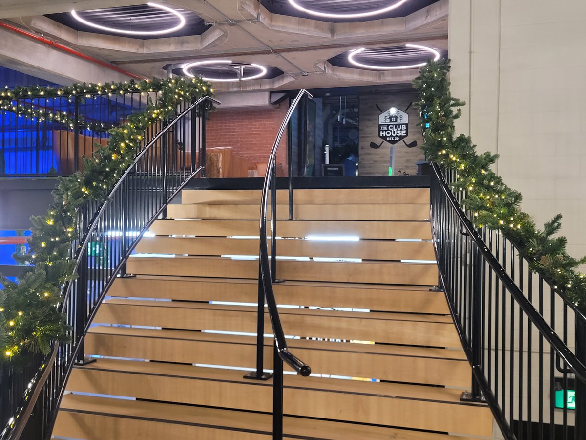 KatherineKrige's tweet image. I finally made it back to my #writinggroup last night. What a wonderful group of supportive people. Getting fresh words on the page is good, but writing discussing afterwards are an important part of the process too. Feel free to join every Monday at 7:30pm The Clubhouse!
#ldnont