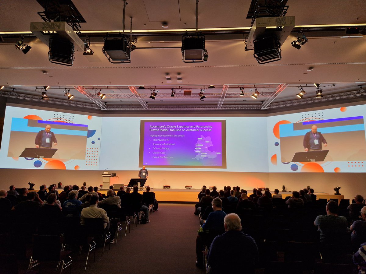 Last session of the day at #DOAG2024. Oracle 23ai Testsystems in minutes... a tooloverview from @martinberger_ch  <a href="/Accenture/">Accenture</a>  in the impressive room Tokio.