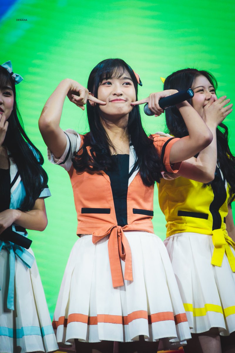 bydewana's tweet photo. 241119 MNC Group 35th Anniversary
Kiyowoo @C_OnielJKT48
#ใชใใจใซ #JKT48 #CintaPertama https://t.co/eJLn3YmPMg