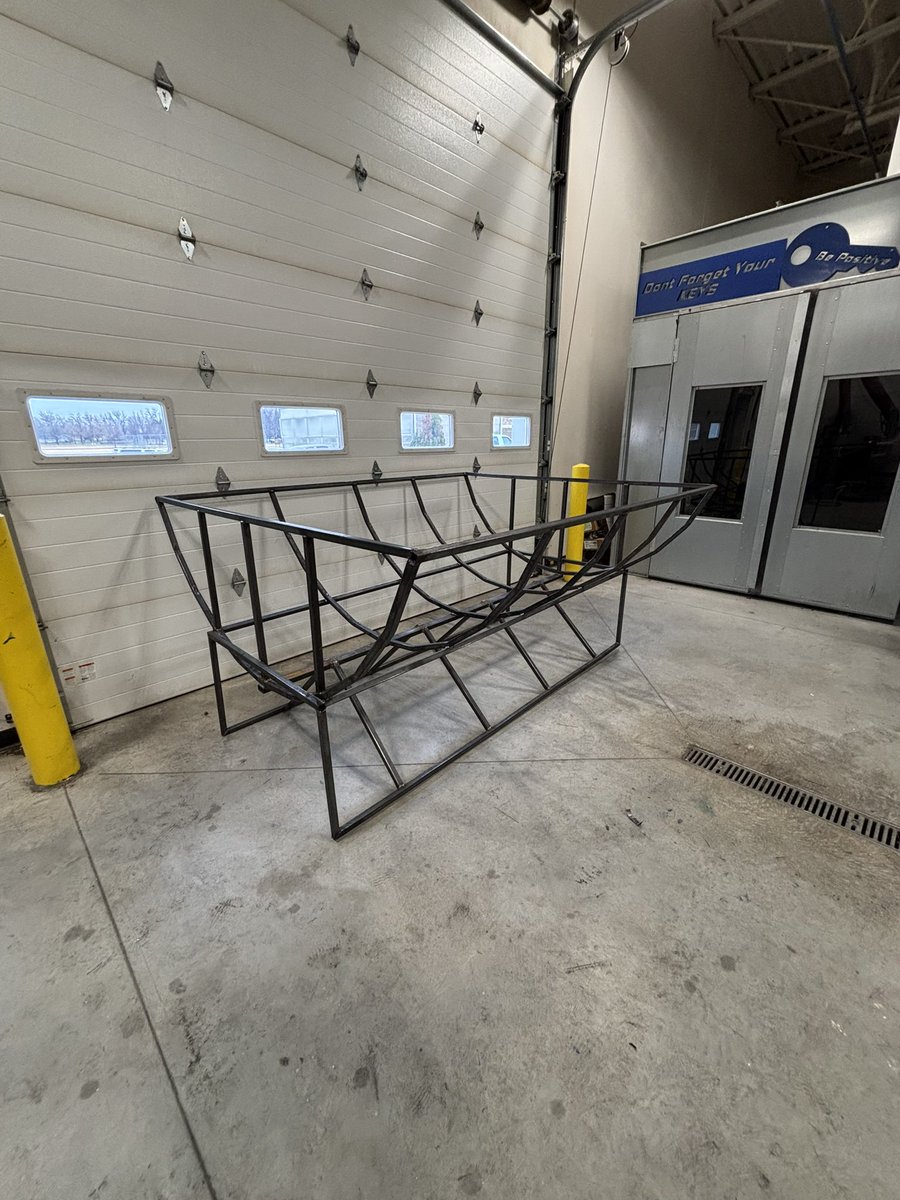 EaglePathMfg's tweet image. Shoutout to our amazing weld team for their hard work and precision on this project! By far, this has been our biggest project and you guys have done an amazing job. 
Contact us for more details or if you need a project of your own!