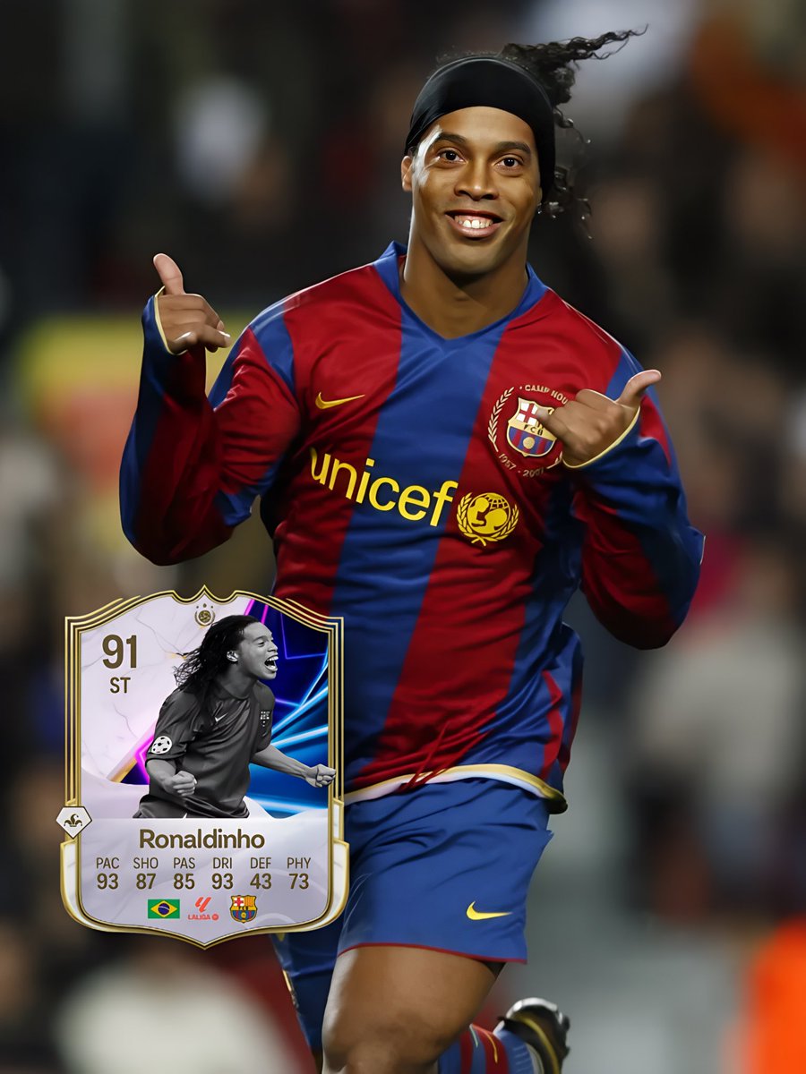 Ronaldinho, 19/11/05 🇧🇷
Today, 19 Years ago Ronaldinho as a FC Barcelona player got the Real Madrid fans to give him a standing ovation for his outstanding performance against the team. Barcelona ended up winning the game 3-0 with Ronaldinho having 2 Goals. Legend 👑