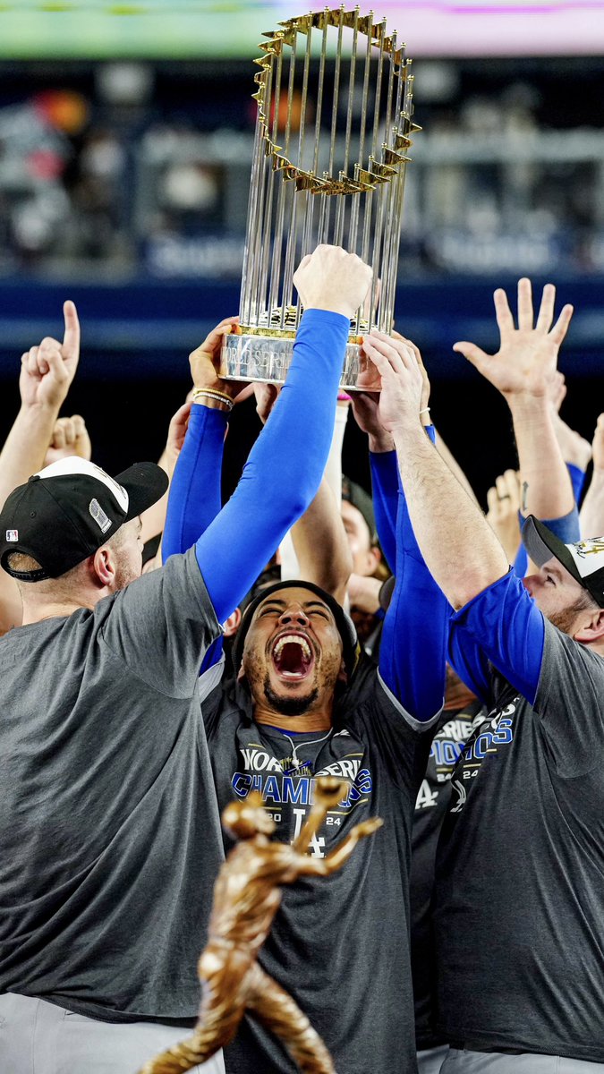 sands111111's tweet photo. Good morning. This is your daily reminder that the Los Angeles Dodgers are the 2024 World Series Champs. https://t.co/SNPTJDSKgK