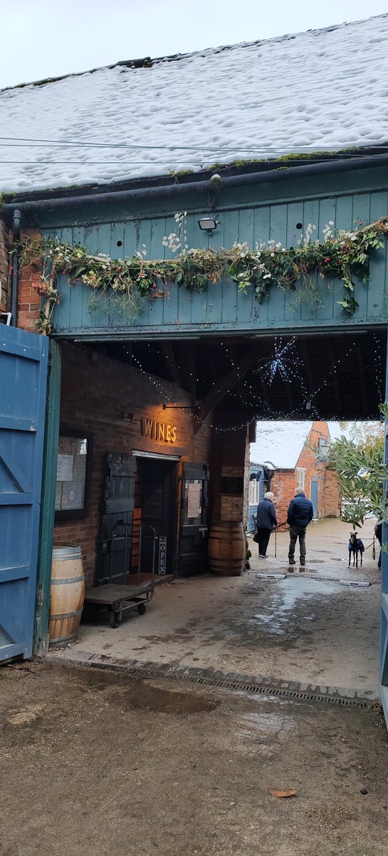 ❄️It’s officially getting colder! The perfect excuse to get cosy with a great bottle of wine. 🍷 Pop in or browse online to find your winter warmer. 🥂 #hourlierwines #melbournederbyshire #independentwinemerchant #frenchwinespecialist
hourlierwines.co.uk