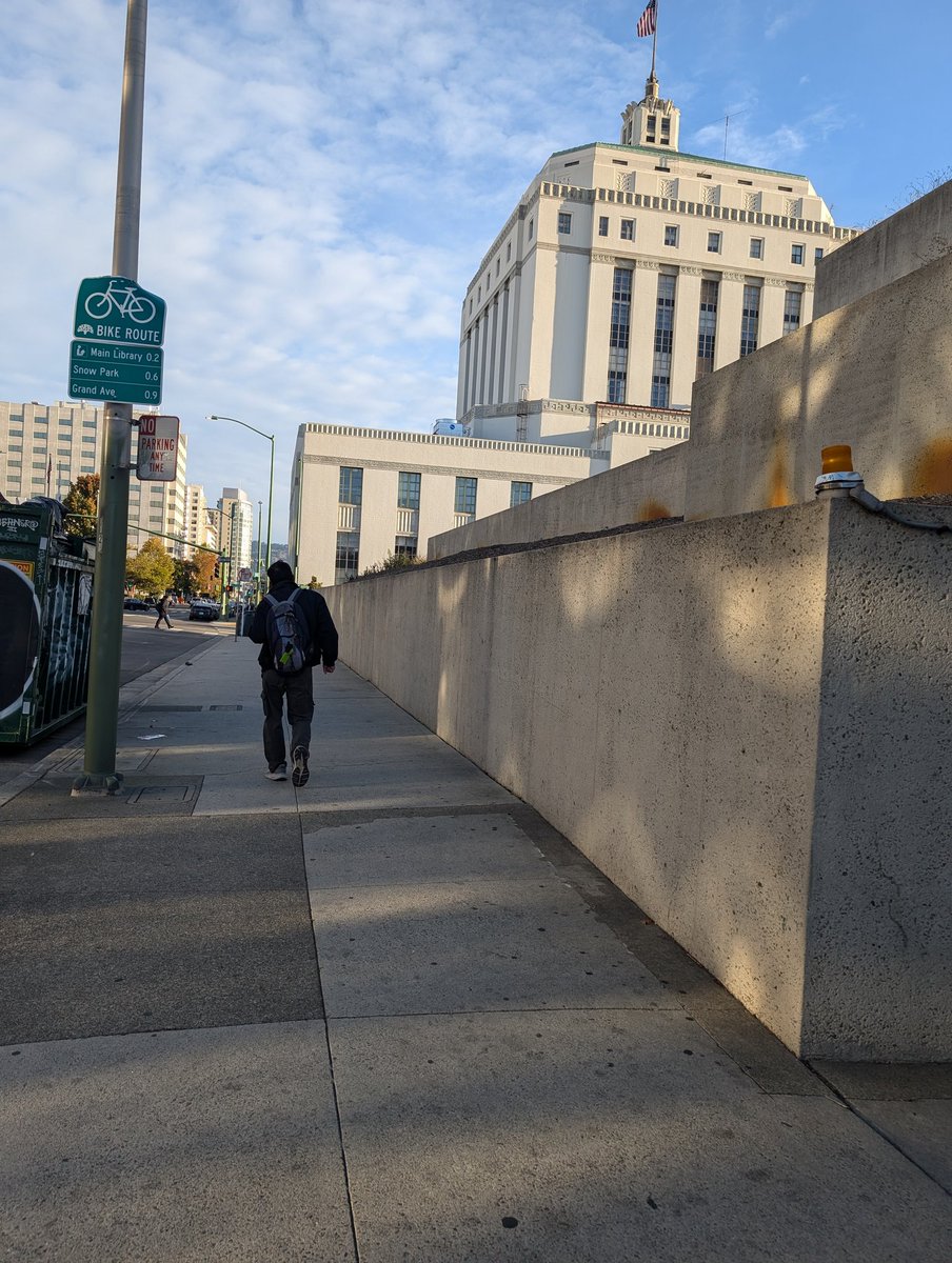 calderon11's tweet photo. Doing my civic duty!
I bet the Stanfurd Tree would find any excuse to get out of it
#juryduty #BigGameWeek #GoBears https://t.co/Nd1wZ81Cd1