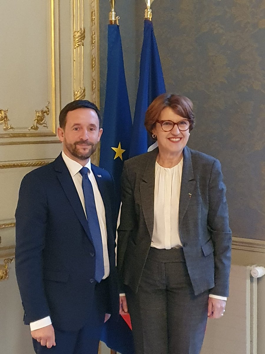 Département de la Haute-Marne (@lahautemarne) on Twitter photo Ce 19/11 Nicolas Lacroix Pdt de <a href="/LaHauteMarne/">Département de la Haute-Marne</a> a rencontré Annie Genevard, ministre de l’Agriculture.
L’entretien a porté sur les revendications du monde agricole et les difficultés rencontrées par les agriculteurs.《 J'ai invité la Ministre à venir en Haute-Marne》
#agriculture Ce 19/11 Nicolas Lacroix Pdt de <a href="/LaHauteMarne/">Département de la Haute-Marne</a> a rencontré Annie Genevard, ministre de l’Agriculture.
L’entretien a porté sur les revendications du monde agricole et les difficultés rencontrées par les agriculteurs.《 J'ai invité la Ministre à venir en Haute-Marne》
#agriculture