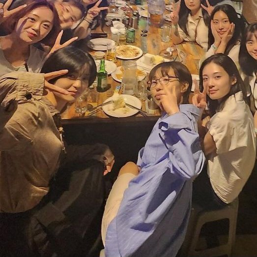 lullung8's tweet photo. 이날 영상은 없나
김태리 우다비 좋은데 https://t.co/406f5fnUC6