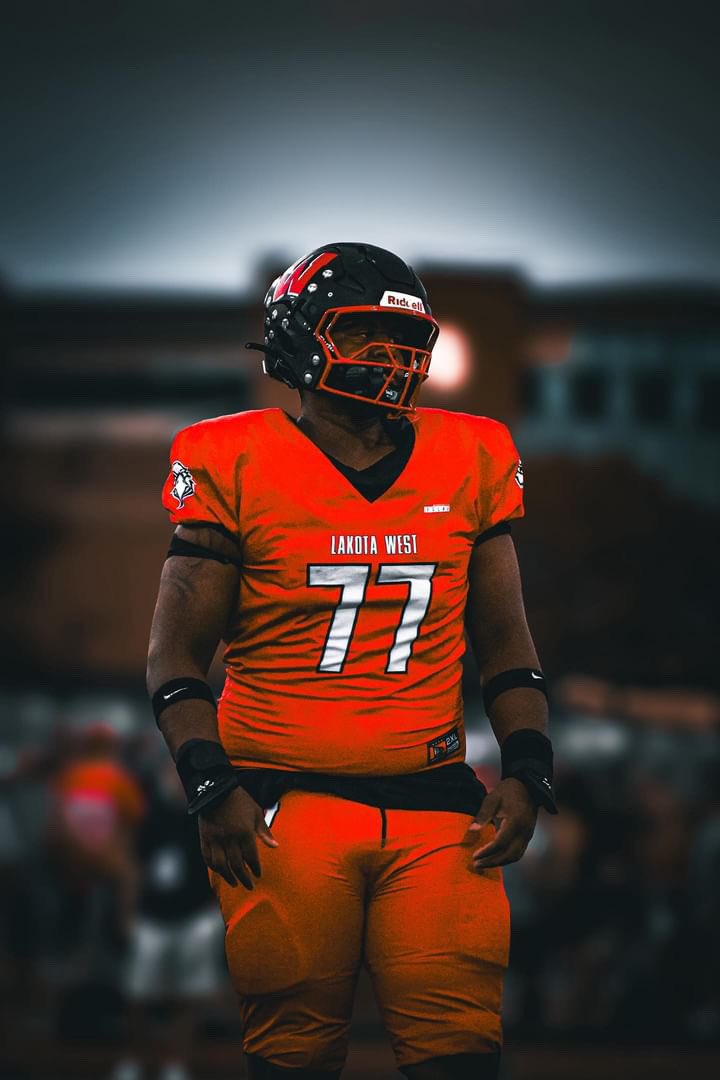 ChristianO1607's tweet image. @LakotaWestFB thank your for an Amazing 4 years!
🚨 FULL SENIOR HIGHLIGHT TAPE🚨
hudl.com/v/2Qt4k7
-1x 2nd team all conference GMC at OT 2024🏆
-1x 1st team all conference GMC at OT 2023 🏆
-0 SACKS ALLOWED ALL YEAR
- 6’4 300 (350 bench, 510 squat)
@CoachTomBolden @Rivals