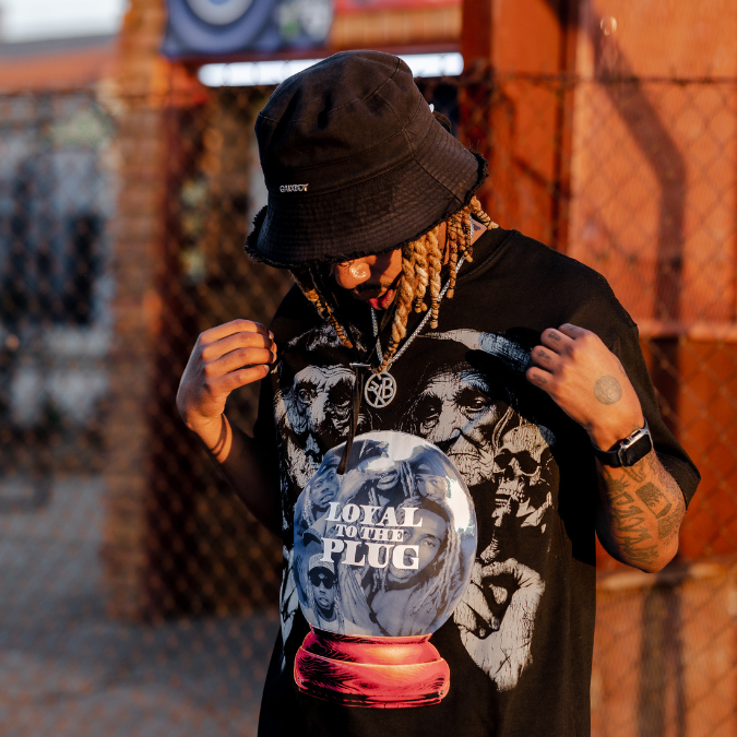GALXBOY's tweet photo. 🚨 ONLINE DROP 🚨

The GALXBOY x @thereal_25K 'Loyal To The Plug' merch is now available online. 

#MadeToLast 
https://t.co/00iOa6decf
https://t.co/ph5lEnKzEj https://t.co/jFNl2ZuQjS