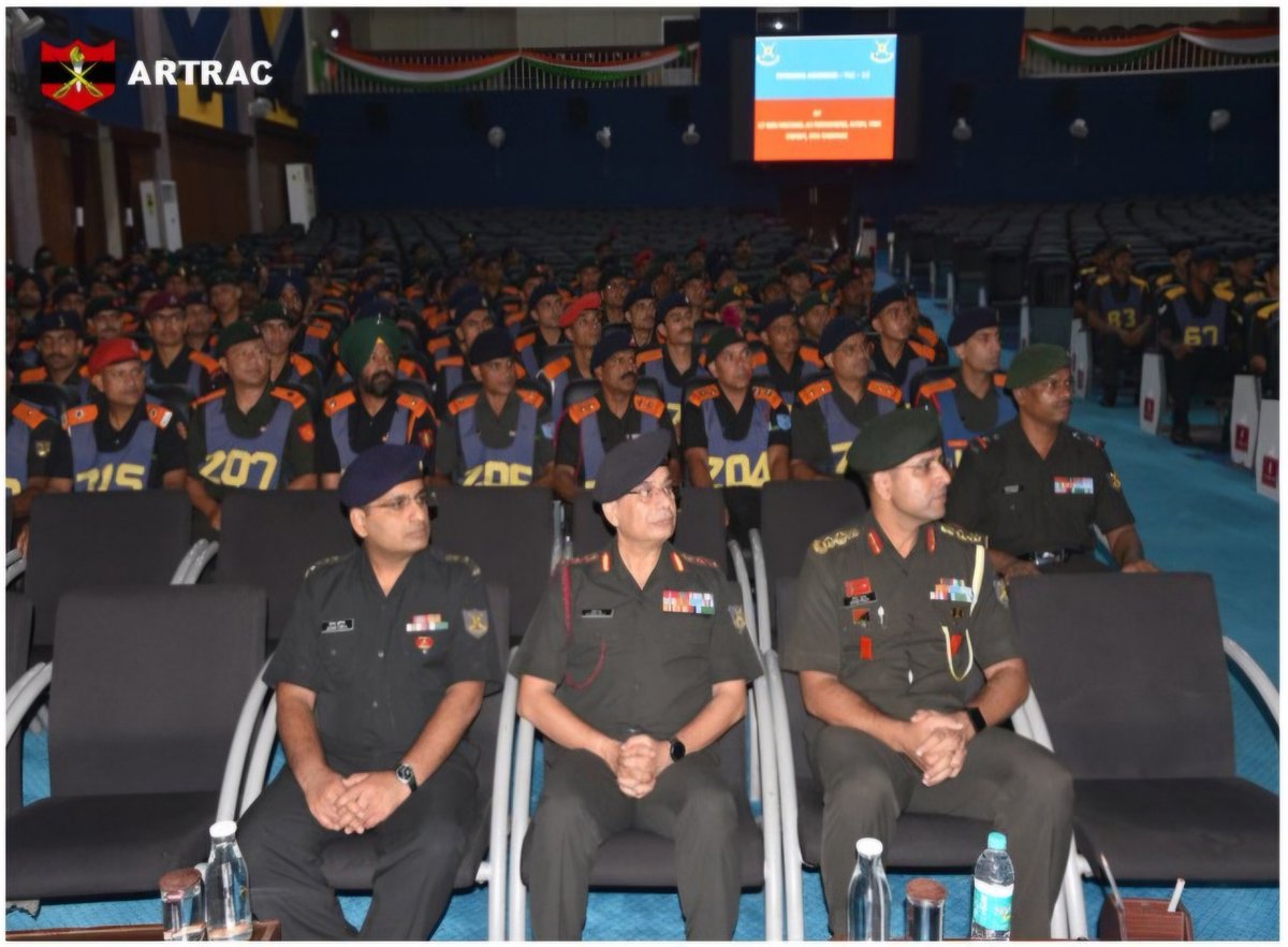 artrac_ia's tweet image. &quot;𝐅𝐨𝐫𝐠𝐢𝐧𝐠 𝐃𝐫𝐞𝐚𝐦𝐬 𝐢𝐧𝐭𝐨 𝐑𝐞𝐚𝐥𝐢𝐭𝐲&quot;

#LtGenMichaelAJFernandes, #Commandant, #OTA, Chennai addressed the Young Leaders Course being conducted at Young Leaders Training Wing at the #OTA, Chennai.

The Young leaders wing trains the highly motivated and enthusiastic…