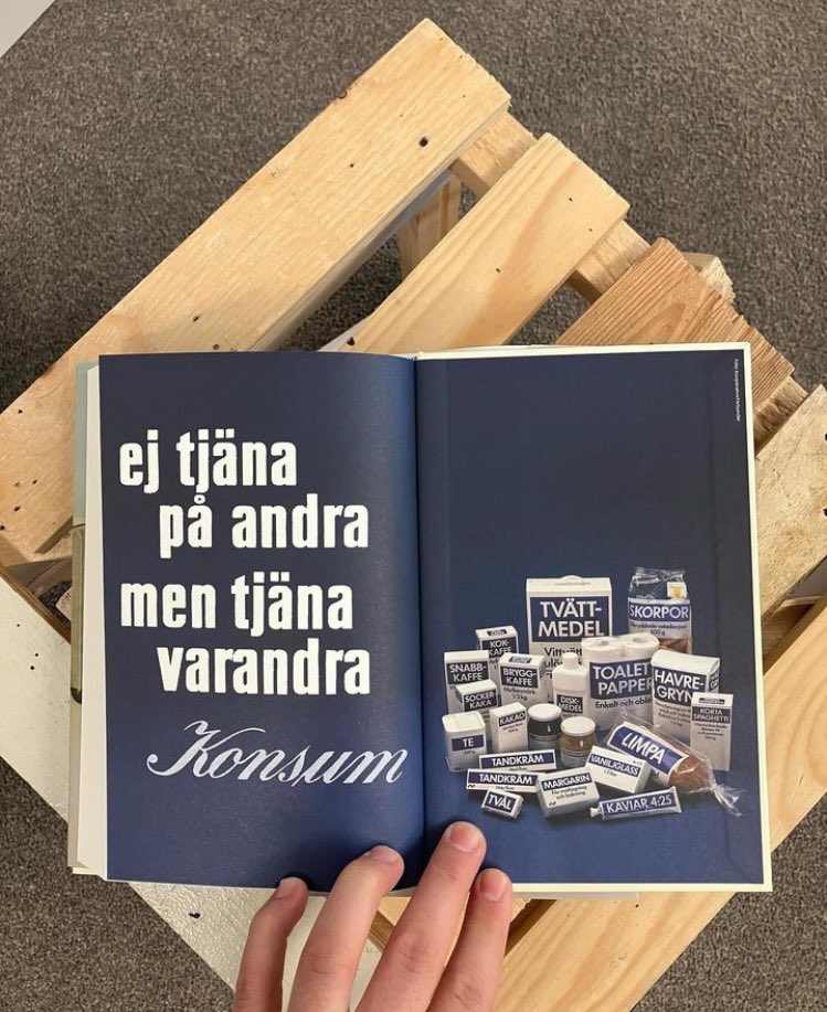 Jonas_froberg's tweet image. Nu är min nya bok ”Huset mitt i byn” på @Weyler_forlag ute!