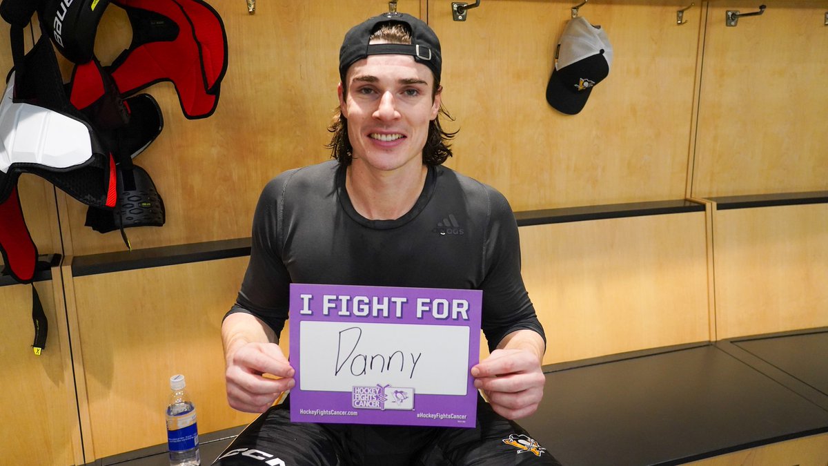 penguins's tweet photo. Supporting the warriors and uniting in the fight against cancer 💜 https://t.co/4WsfilsSEA