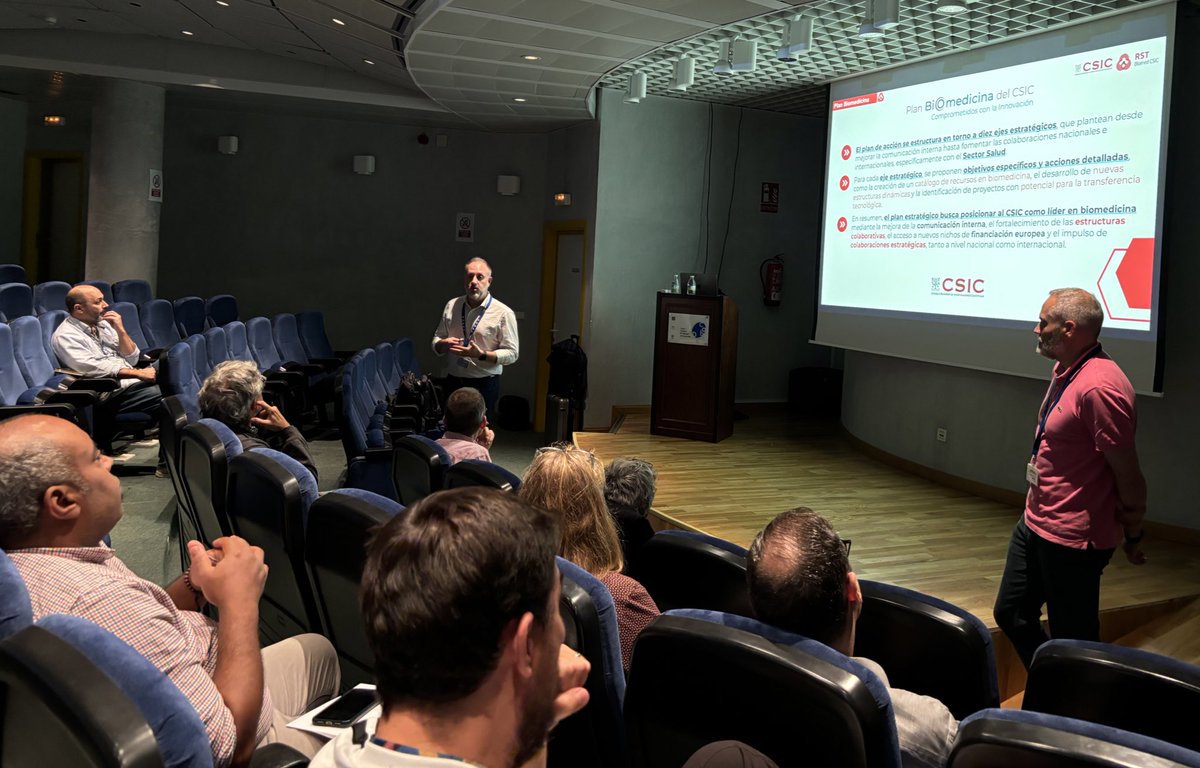 Centro Andaluz de Biología del Desarrollo (@cabd_upo_csic) on Twitter photo 👏🏻Hoy hemos recibido a <a href="/eduolpe/">Eduardo Oliver</a> y <a href="/jesusma20810198/">Jesus M De La Fuente</a> coordinadores el proyecto <a href="/RSTBiomed_CSIC/">RST Biomed CSIC</a> en el #CABD! Esta red tiene la misión de actuar como un punto de contacto único para atender necesidades de I+D+i multidisciplinares y potenciar las colaboraciones público-privadas 💪🏼 👏🏻Hoy hemos recibido a <a href="/eduolpe/">Eduardo Oliver</a> y <a href="/jesusma20810198/">Jesus M De La Fuente</a> coordinadores el proyecto <a href="/RSTBiomed_CSIC/">RST Biomed CSIC</a> en el #CABD! Esta red tiene la misión de actuar como un punto de contacto único para atender necesidades de I+D+i multidisciplinares y potenciar las colaboraciones público-privadas 💪🏼