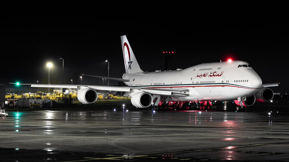 HugoFraca's tweet image. Hier soir à CDG CN-MBH 🇲🇦 au départ avec une heure de retard , une arrivée tardive du pax