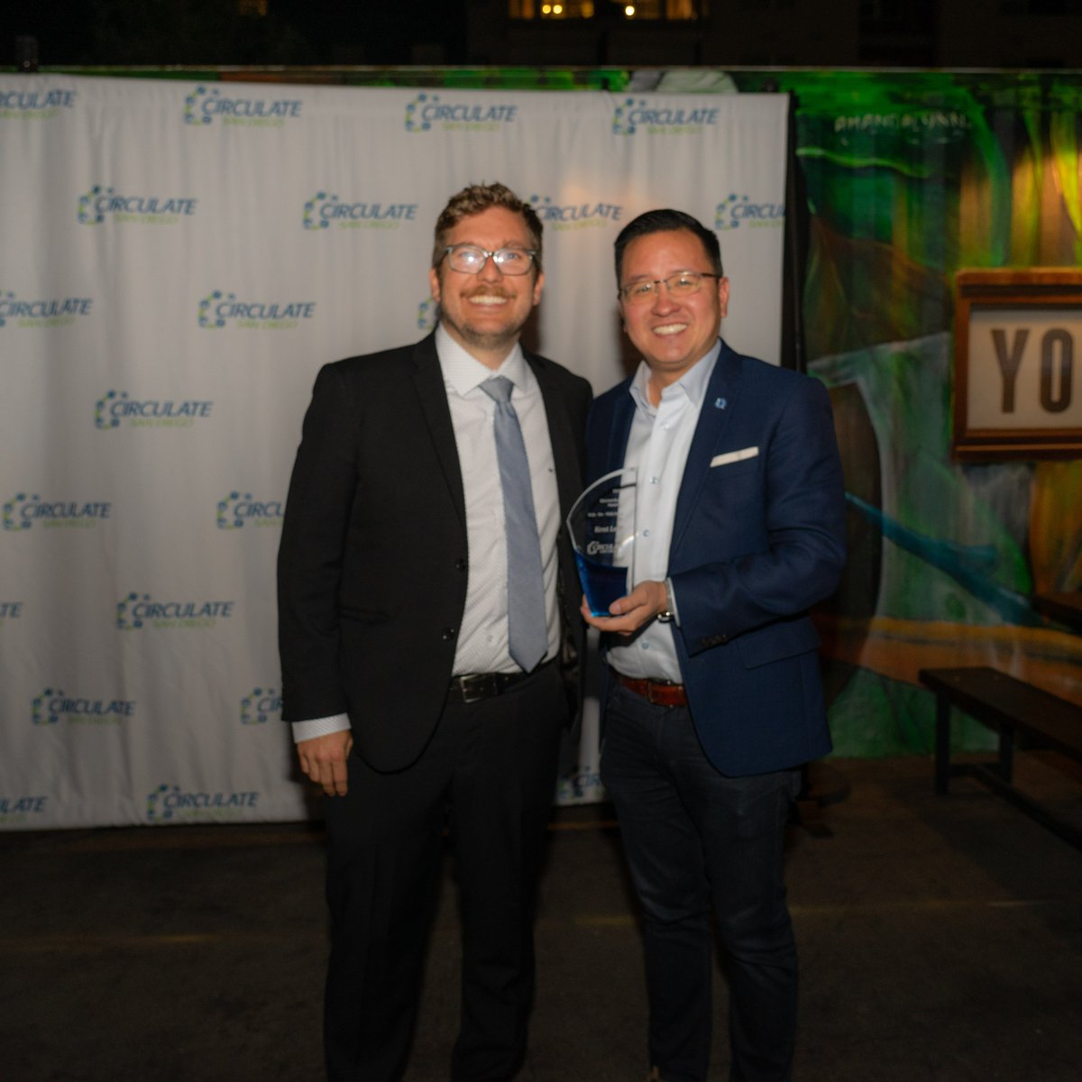 Councilmember Kent Lee (@cmkentlee) on Twitter photo I was honored to receive <a href="/CirculateSD/">Circulate San Diego</a>’s "Walk-the-Walk" Award at this year's Momentum Awards! Thank you to Circulate SD for your partnership and for championing the creation of safer, more vibrant streets. Here’s to continuing the work together! I was honored to receive <a href="/CirculateSD/">Circulate San Diego</a>’s "Walk-the-Walk" Award at this year's Momentum Awards! Thank you to Circulate SD for your partnership and for championing the creation of safer, more vibrant streets. Here’s to continuing the work together!