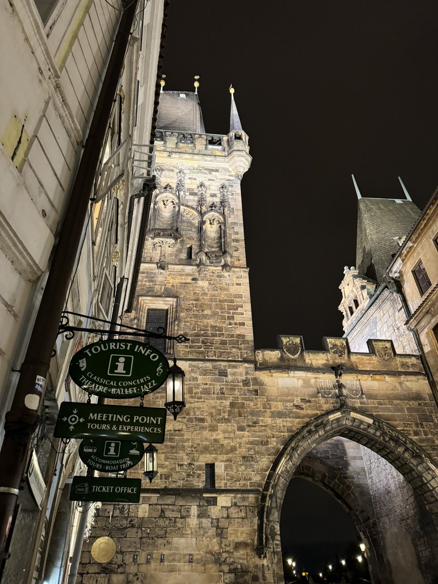 Prague Fringe tweet media