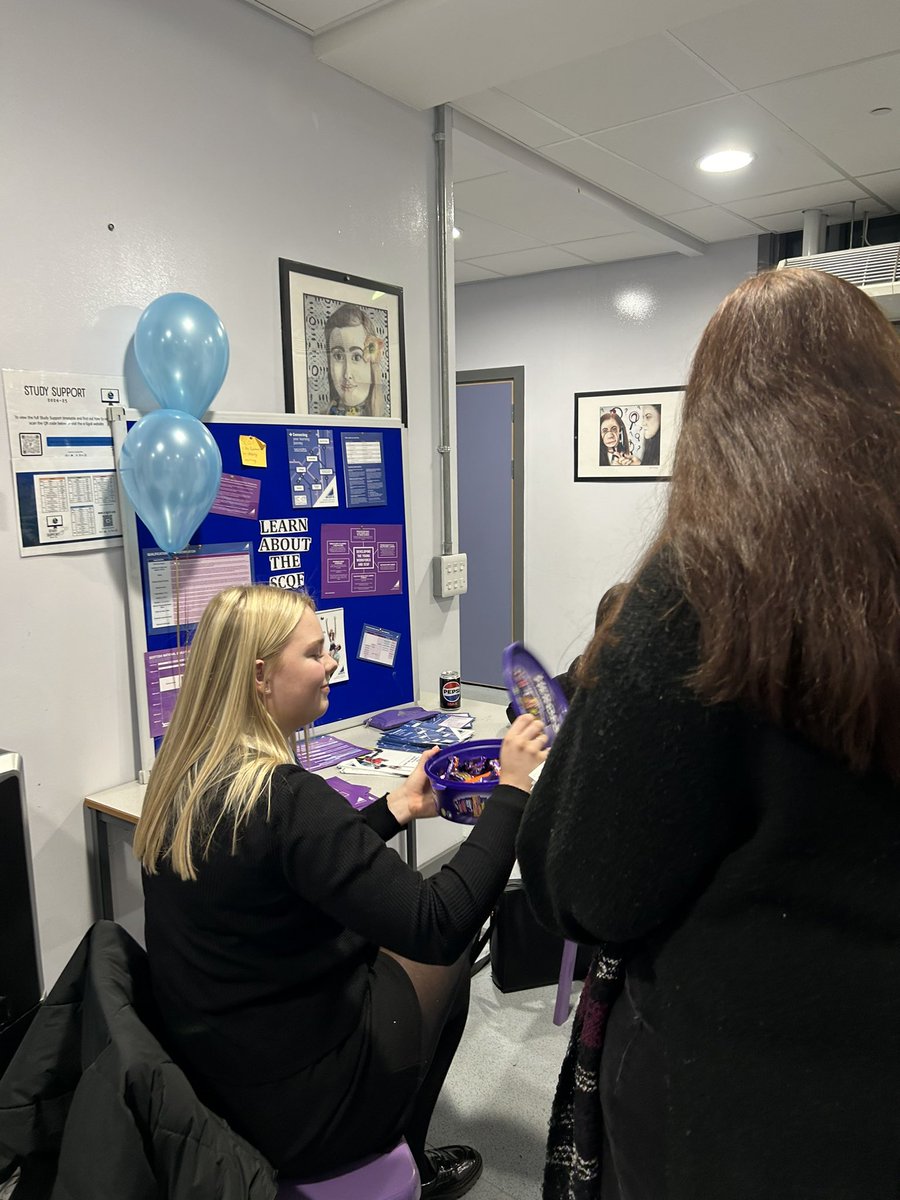 SCQF Ambassadors Darcy &amp; Leah at our Senior Parents Evening 🗣️🤝🏻

Sharing information about pathways &amp; supporting our parents/carers to help their child with next steps 👣

Next event: Careers Evening January 2025 👩🏻‍🏫

#SCQFpartnership 
#weCARE 💛💙

<a href="/Dumbarton_Acad/">Dumbarton Academy</a>